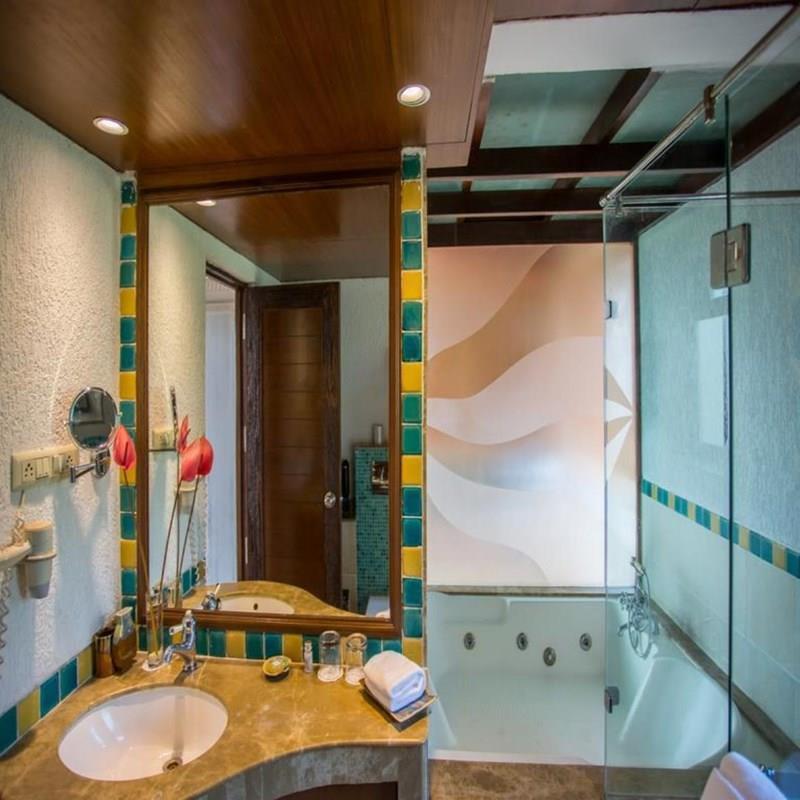 Апартаменты Lazy Lagoon Sarovar Portico Suites 4*