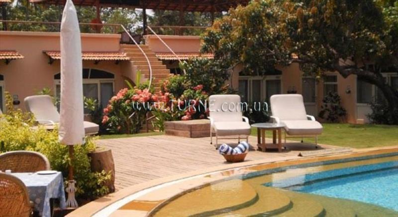 Готель Orritel Village Square 4*