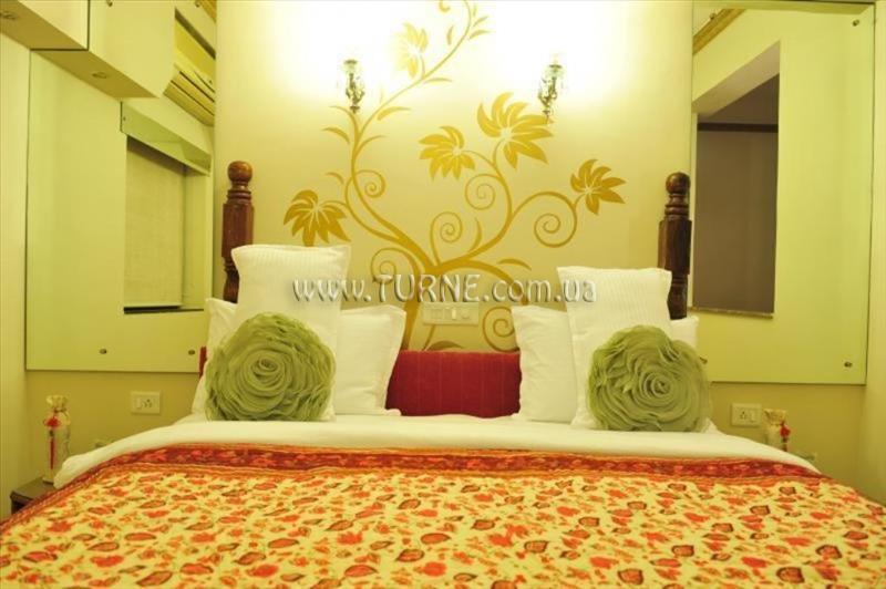 Готель United 21 Emerald 3*