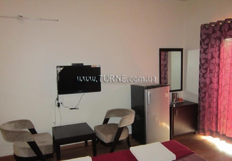 Територія Mauryya Regency 2*