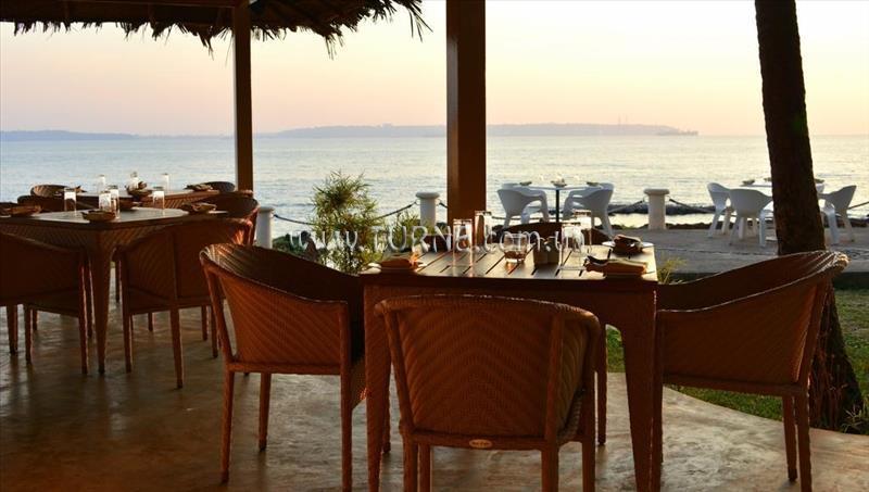 Фото Cabanas By The Bay Boutique Hotel 4*
