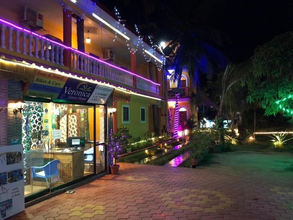 Вид Veronica Hotel by The Beach (ex. Veronica Resort by The Beach Calangute Goa, Veronica Guest House) 2*