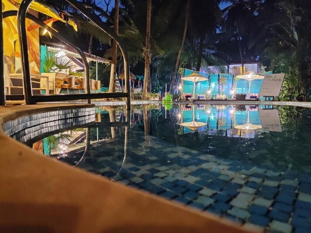 Вид The Camelot Beach Resort 2*