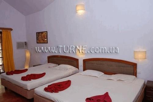 Готель Seabreeze Inn Calangute 2*