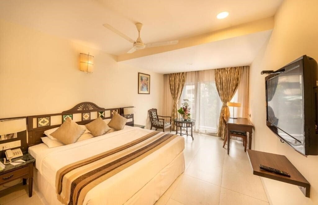 Панорама La Paz 2*