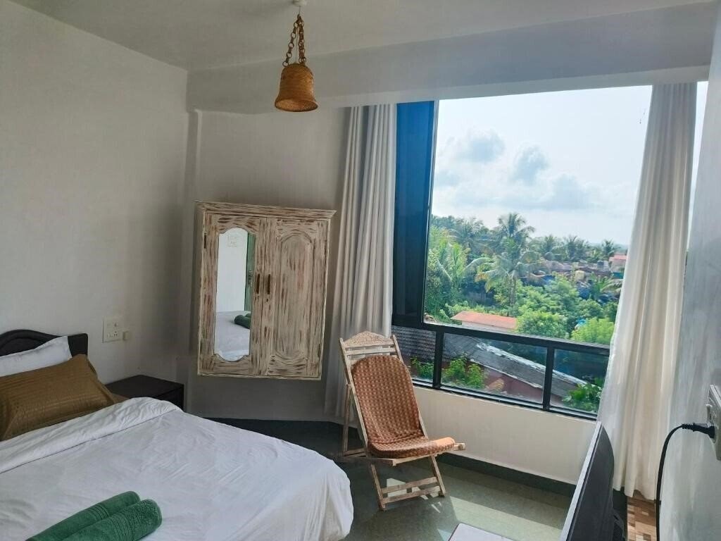 Территория White Feather Guest House 2*