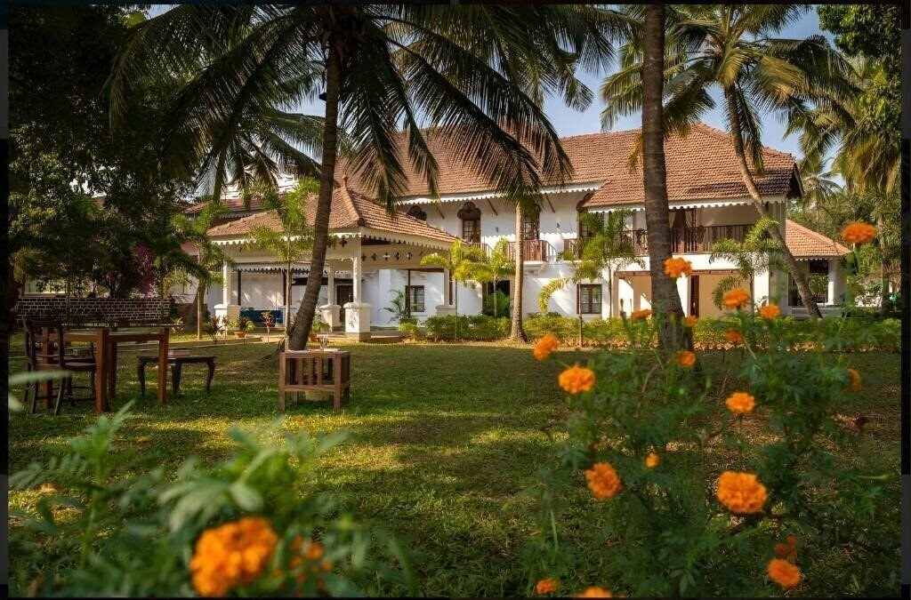 Готель The Postcard Cuelim Luxury 5*