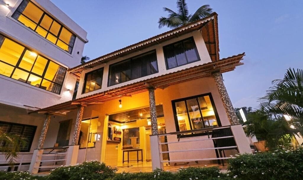 Готель Treebo Morjim Pride 3*