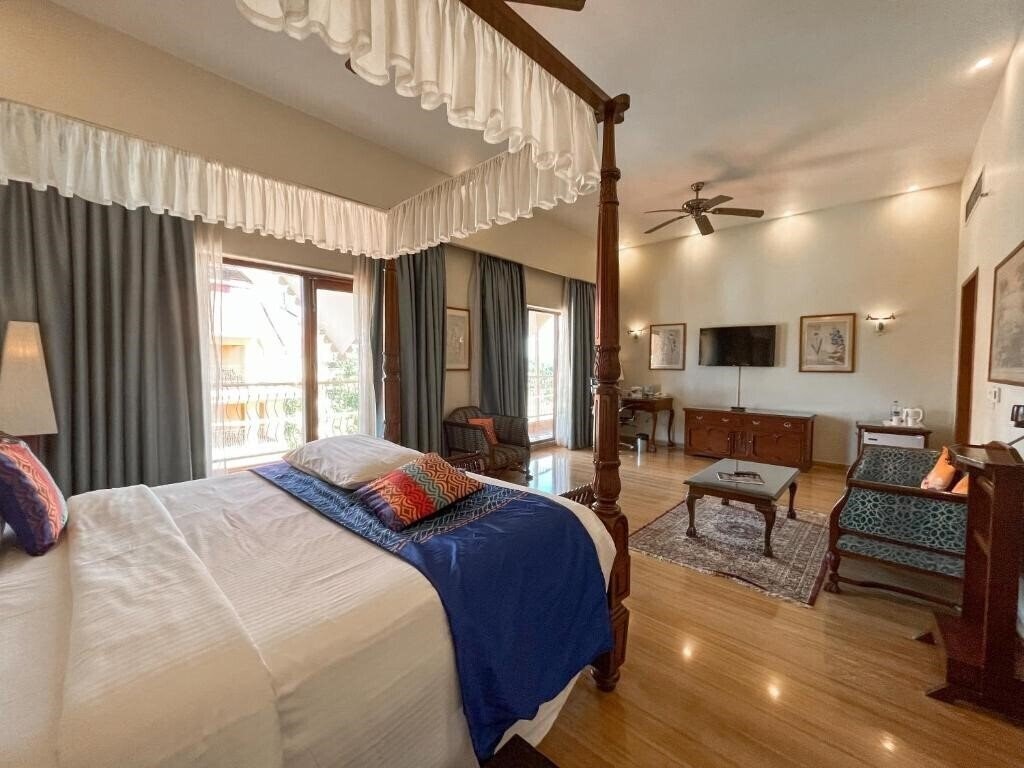 Фото Acron Candolim Regina 4*