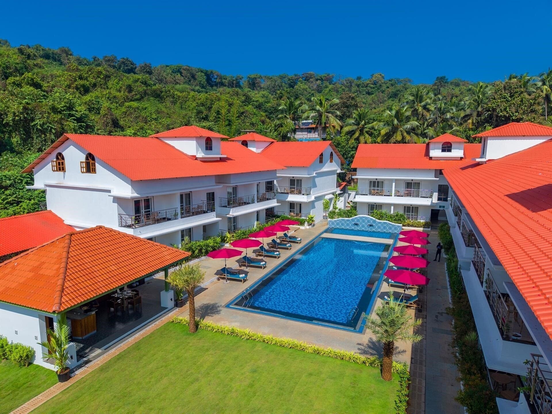 Отель River Deck Baga 4*