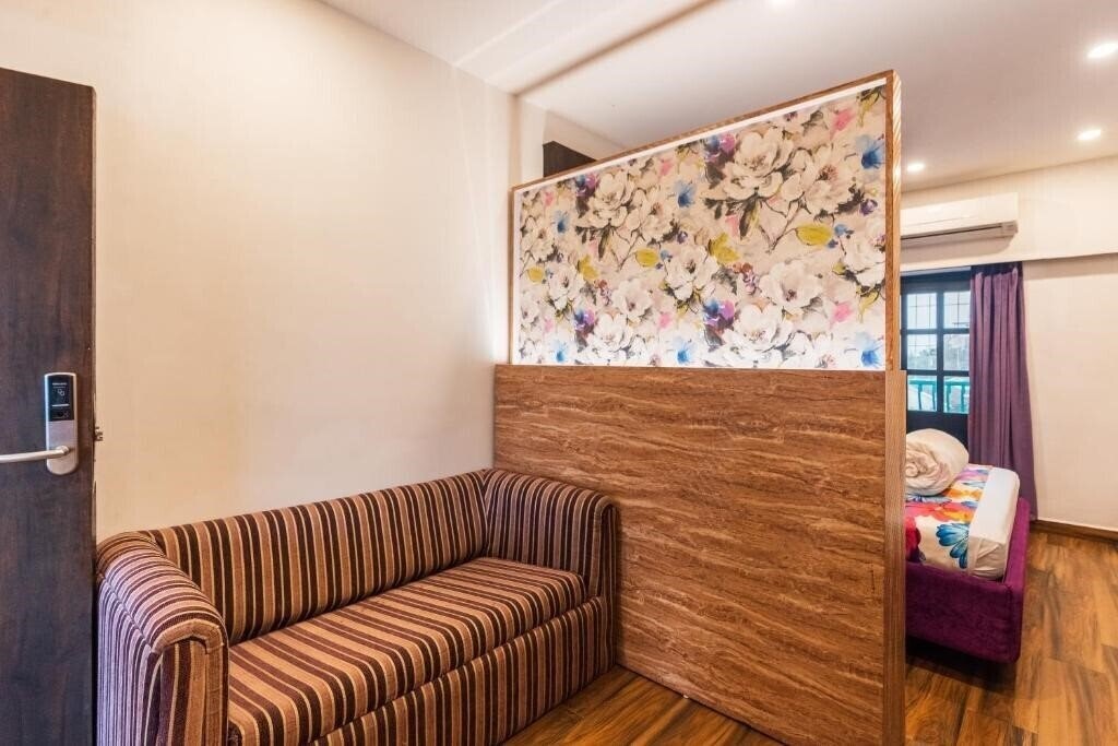 Территория Lemonmint Svelton Manor 3*