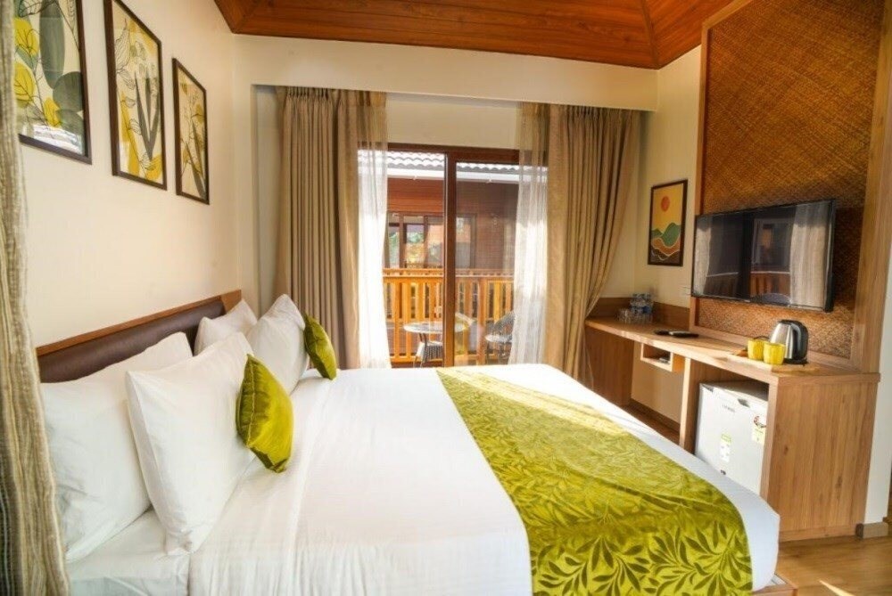 Панорама Treehouse Mars Beach Cottages 4*