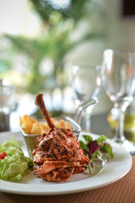 Территория Acacia Hotel 4*