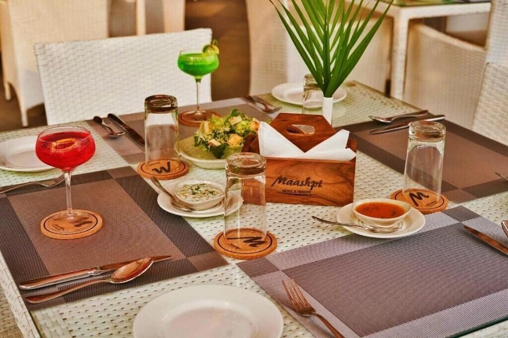 Панорама Maashpi Hotel & Resort 3*