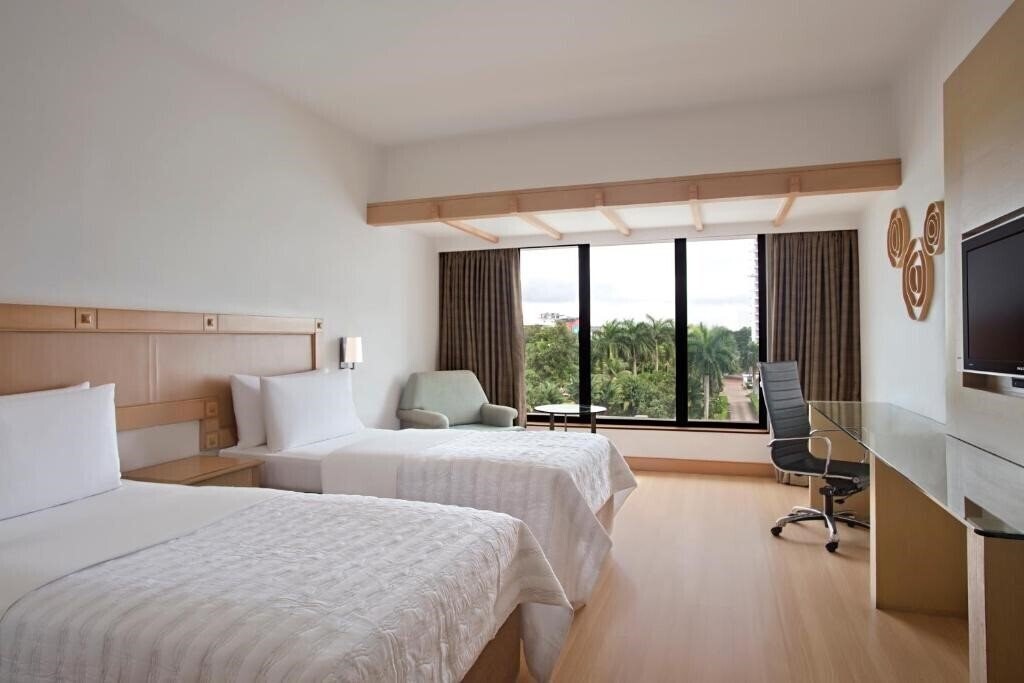 Фотографія Le Meridien Kochi 5*