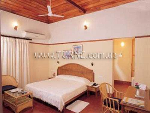 Панорама Coconut Bay Beach Resort 3*