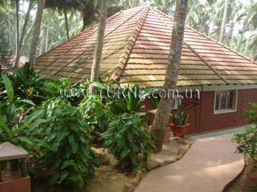 Фотографія Coconut Bay Beach Resort 3*