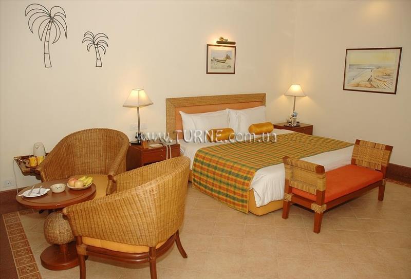 Отель Radisson Blu Resort Temple Bay 5*