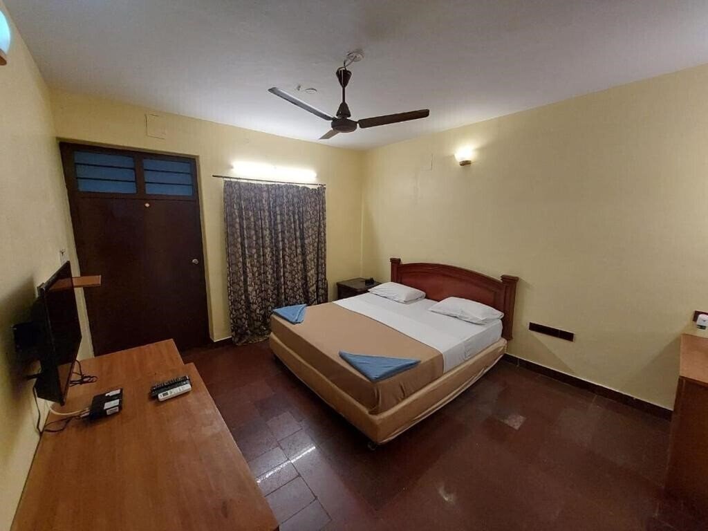 Фото Sea Breeze 3*