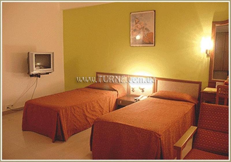 Територія Ajanta Hotel 2*