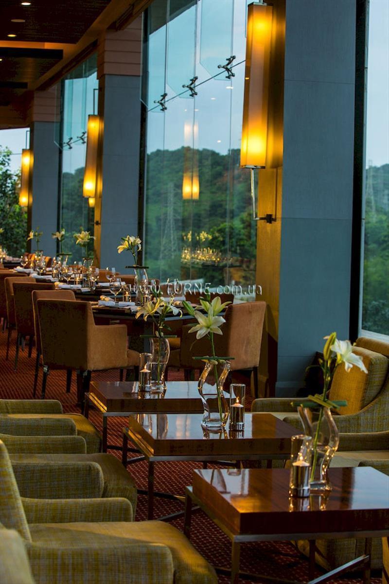 Панорама Renaissance Mumbai Hotel Centre 5*