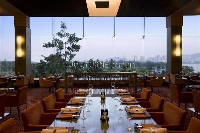 Вид Renaissance Mumbai Hotel Centre 5*