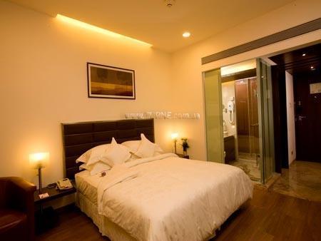 Панорама Ramada Powai 4*