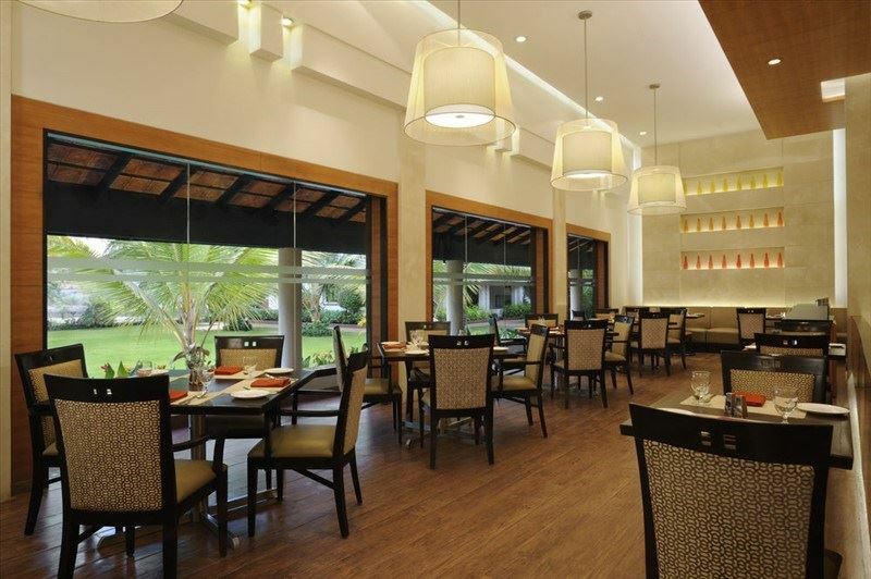 Фото Riviera De Goa Resort 4*