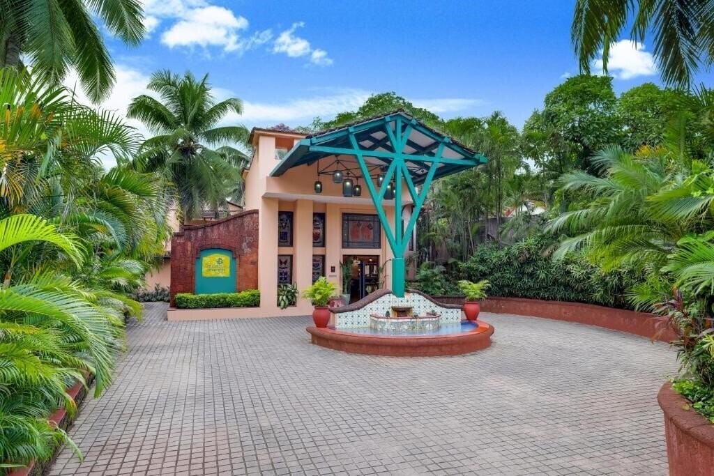 Территория Lemon Tree Amarante Beach Resort 4*