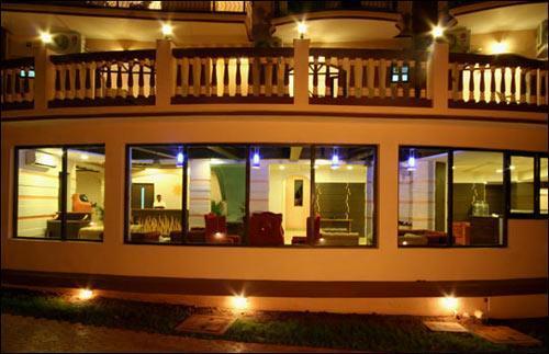 Фотографія Nazri Resort 3*