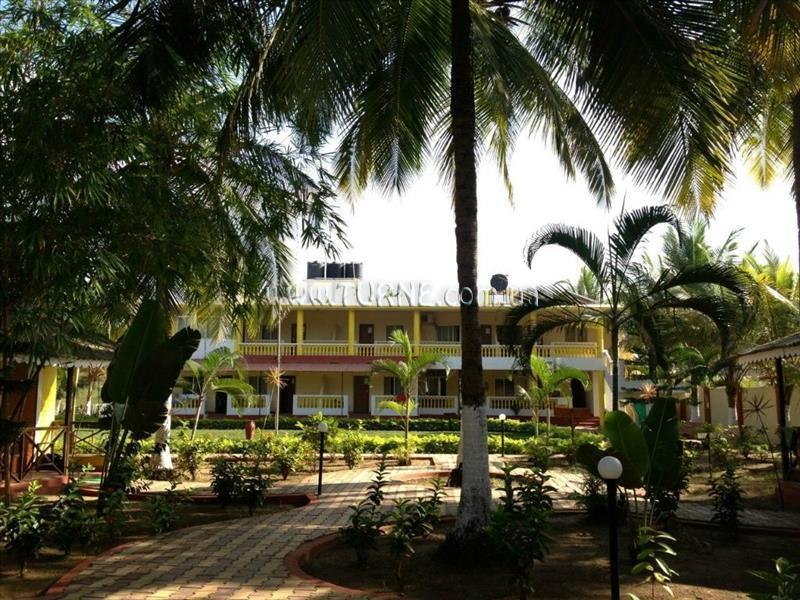 Апартаменты Morjim Holiday Beach Resort 3*