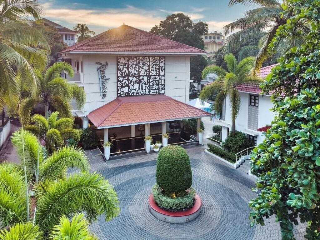 Территория Radisson Goa Candolim 4*