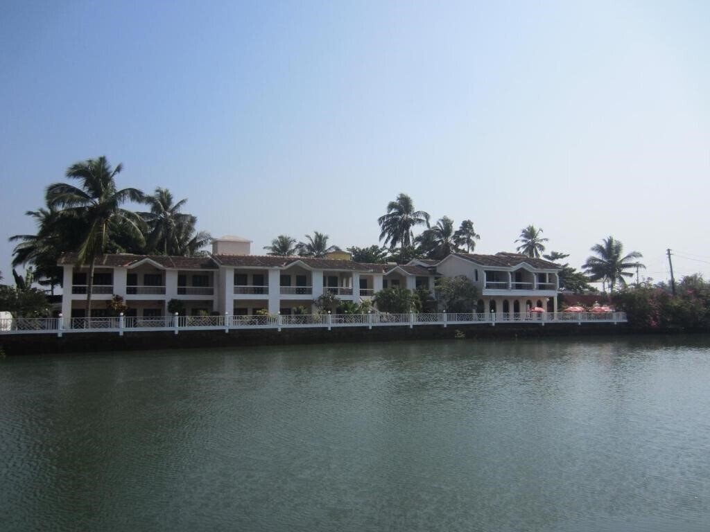 Вид Riverside Resort Deluxe 3*