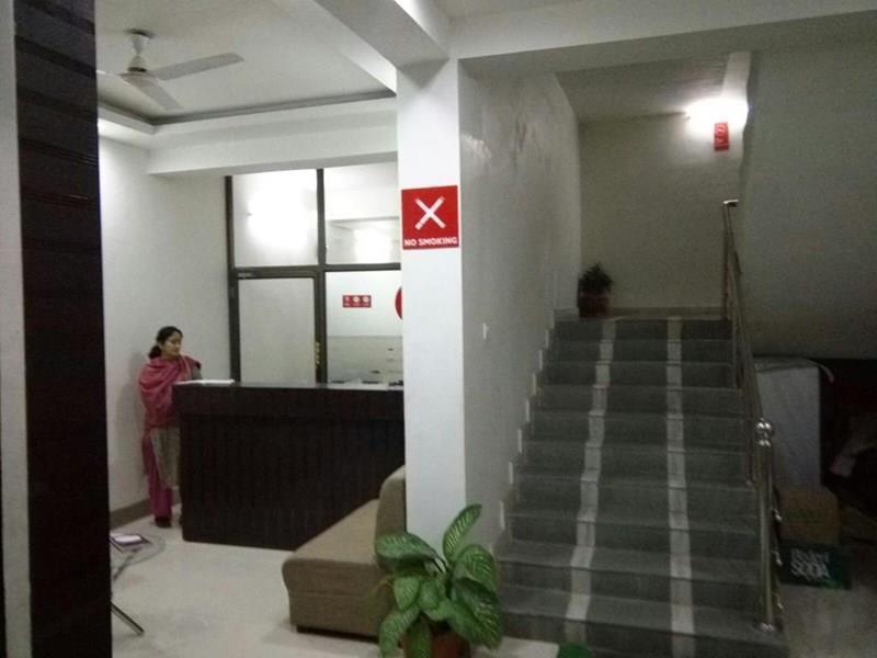 Апартаменти Taha White Pearls Guest House 2*