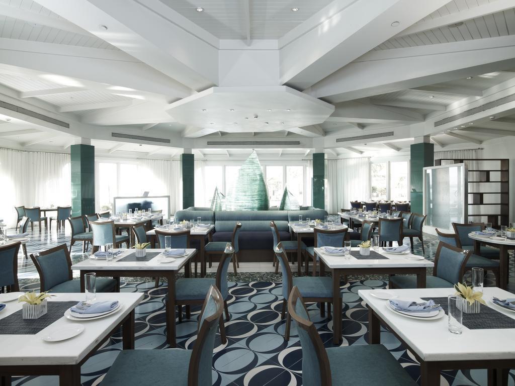 Зображення Vivanta By Taj Fort Aguada (ex. Taj Fort Aguada Beach Resort) 5*