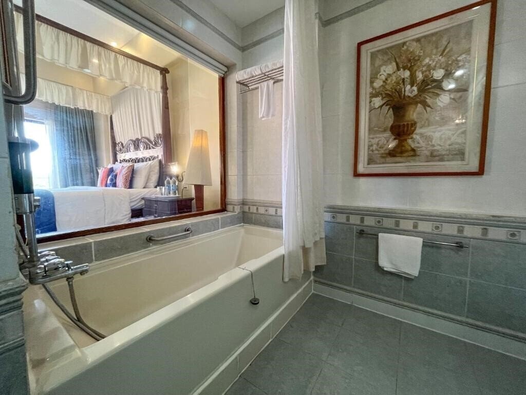 Панорама Fortune Select Regina 4*