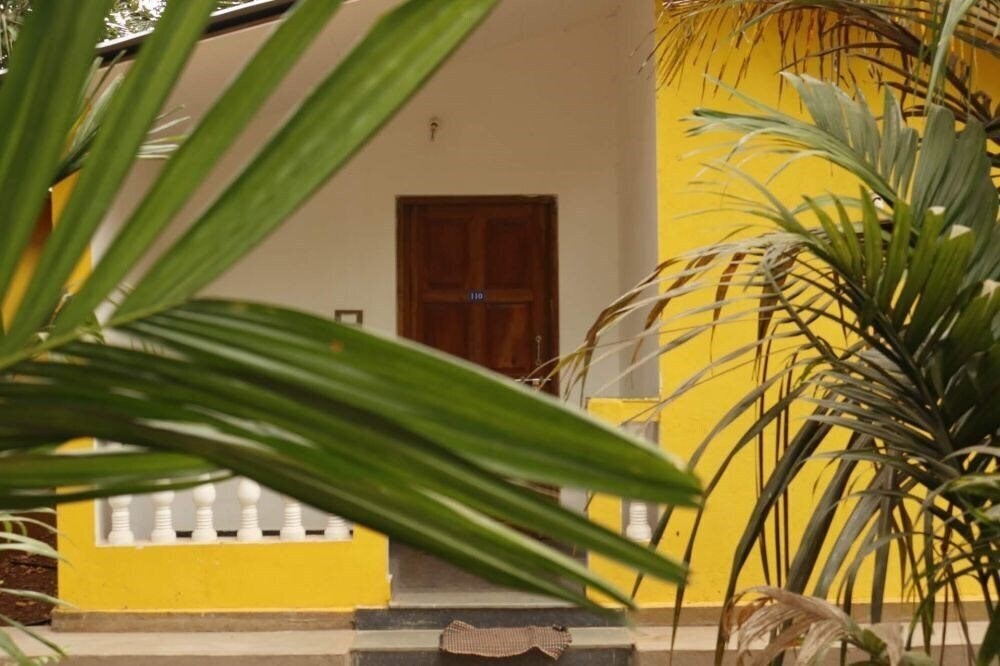 Апартаменты Lavish Exotic Hotel & Apartment (ex. Lavish Cottages Guest House, Lavish Exotic Hotel & SPA) 2*