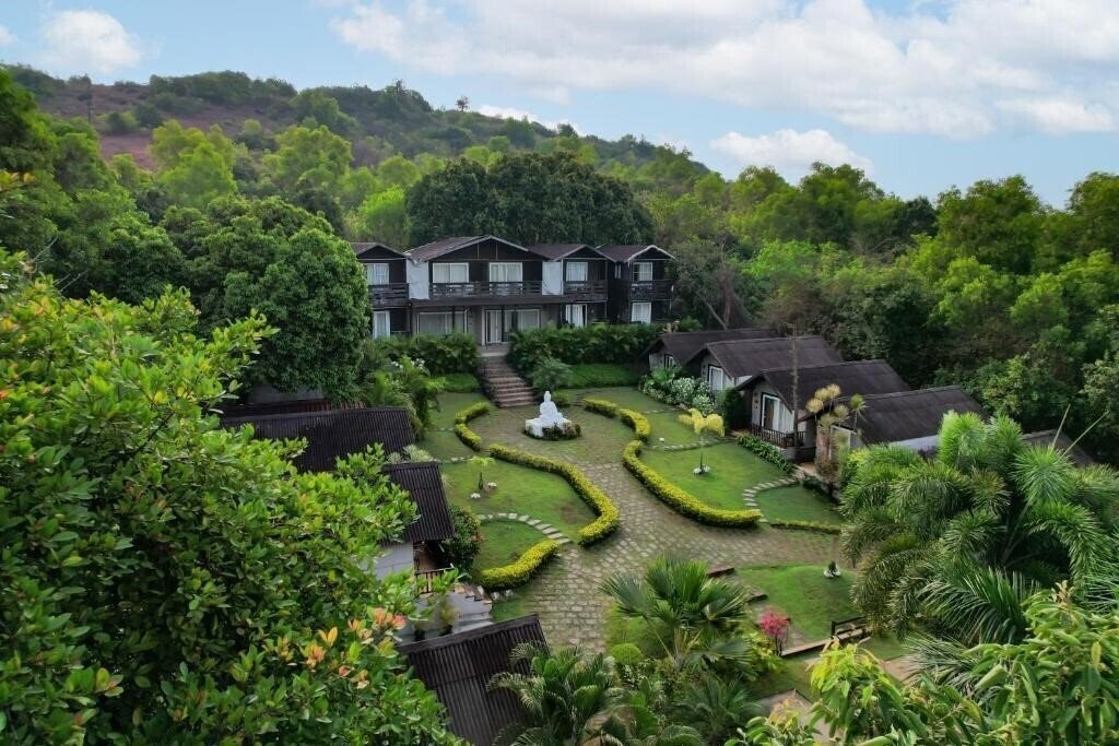 Вид Stone Wood Resort & SPA 2*