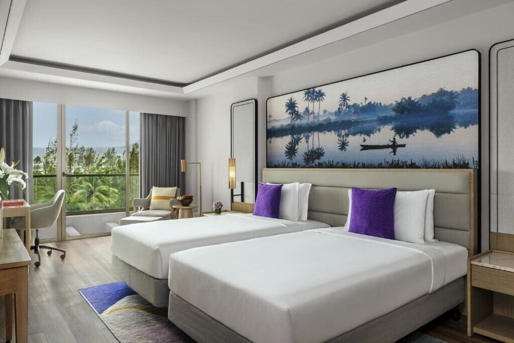 Отель Vivanta Goa Miramar 5*