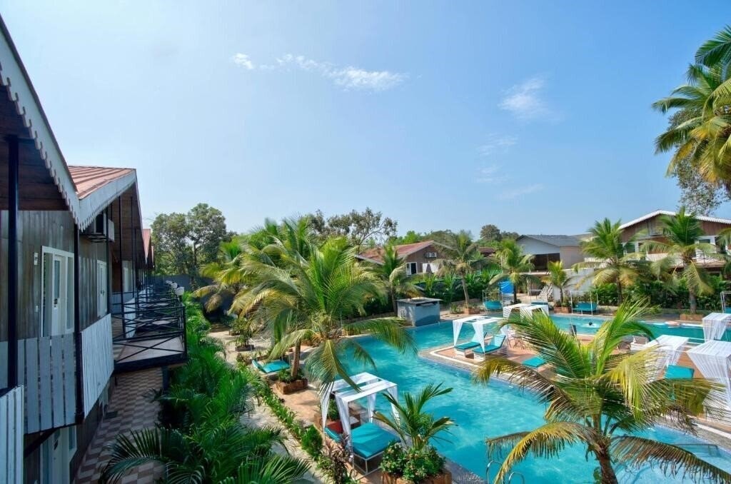 Отель Raya Resorts (ex. Raya Resorts & SPA) 4*