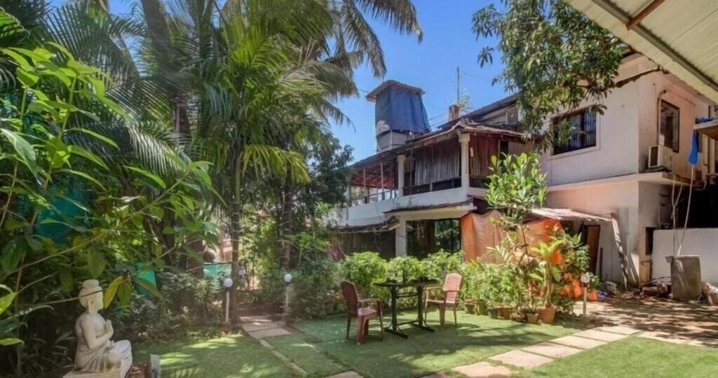 Вид Aqua Wave by YogiTree Hotels (ex. Aqua Vista) 3*