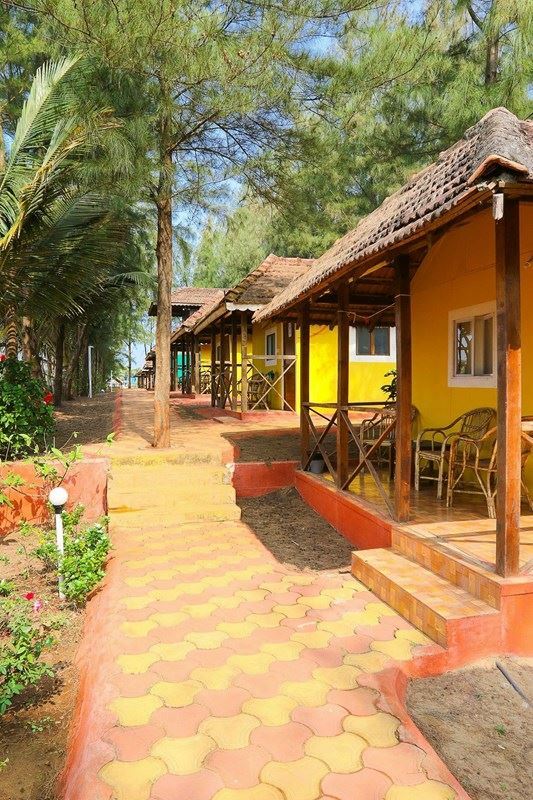 Картинка Morjim Beach Resort 3*