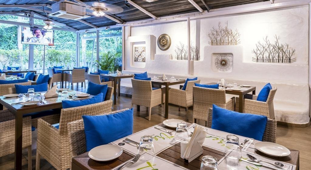 Панорама Azzure by Spree 4*