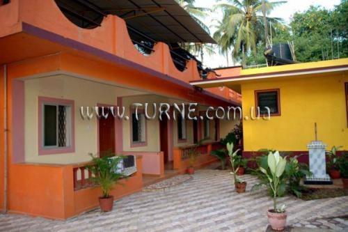 Фотографія The Yellow House 4*