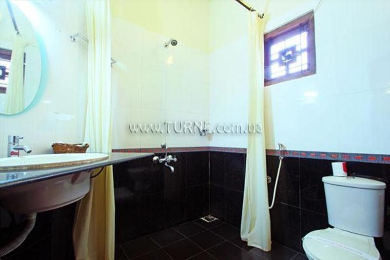 Фото Deshaadan Cliff And Beach Resort 3*