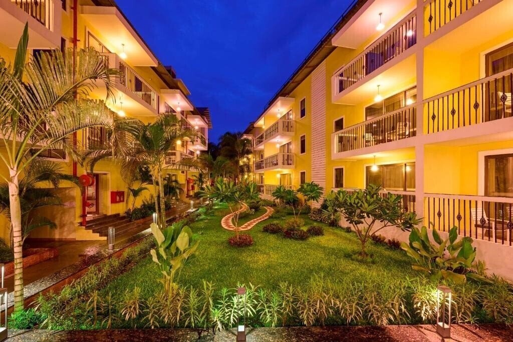 Апартаменти Sea Breeze Max 3*