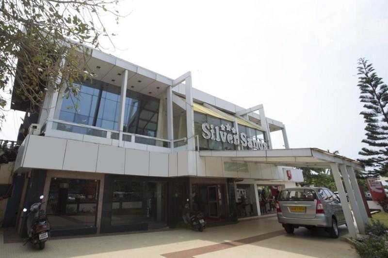 Готель Silver Sands 4*