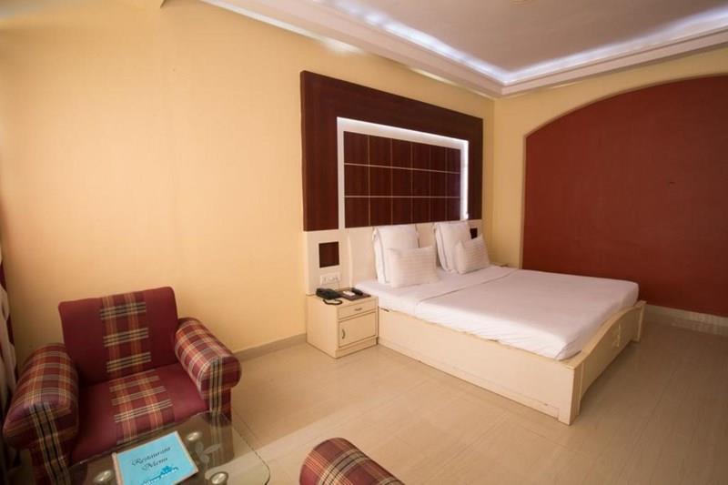 Панорама Silver Sands 4*