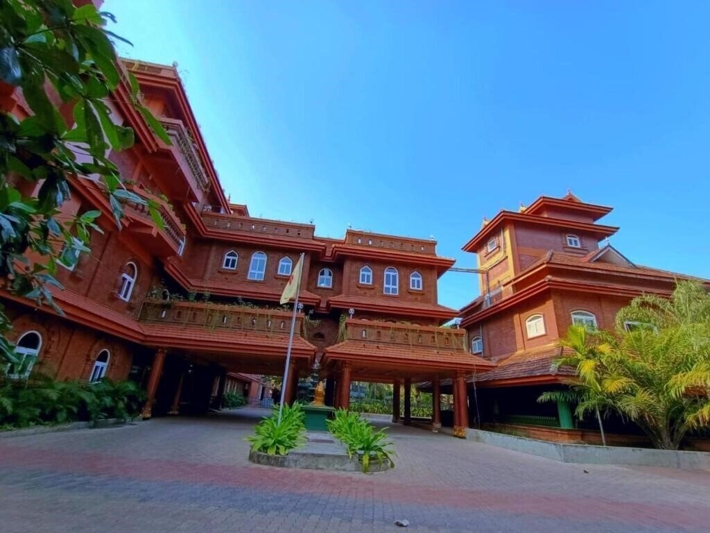 Картинка Krishna Beach Resort & SPA 3*