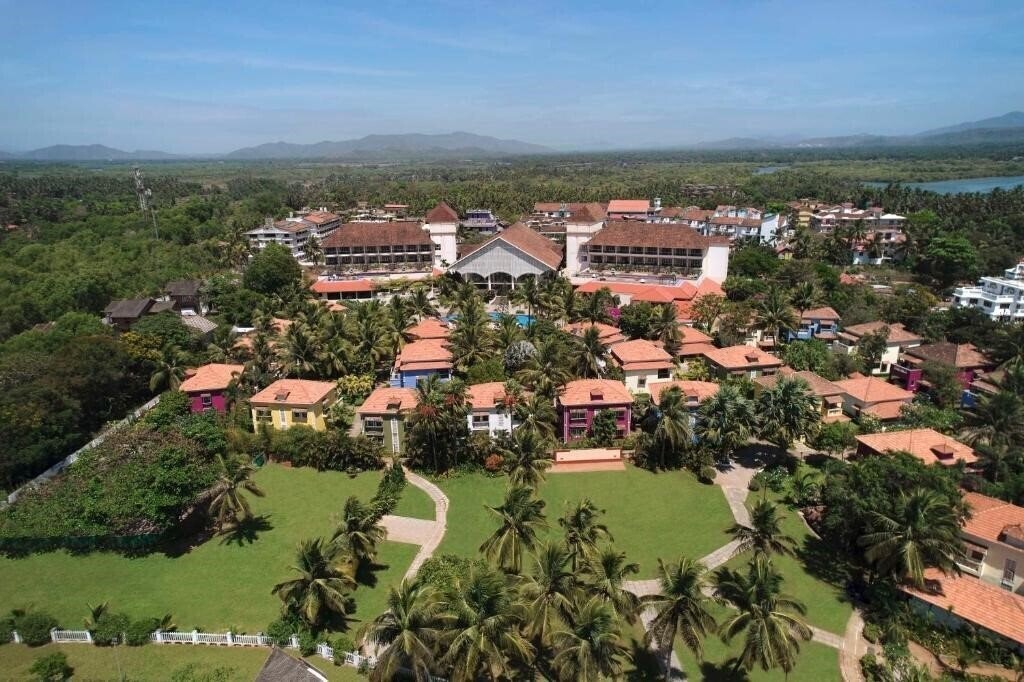 Апартаменти Radisson Blu Resort Goa Cavelossim Beach 5*